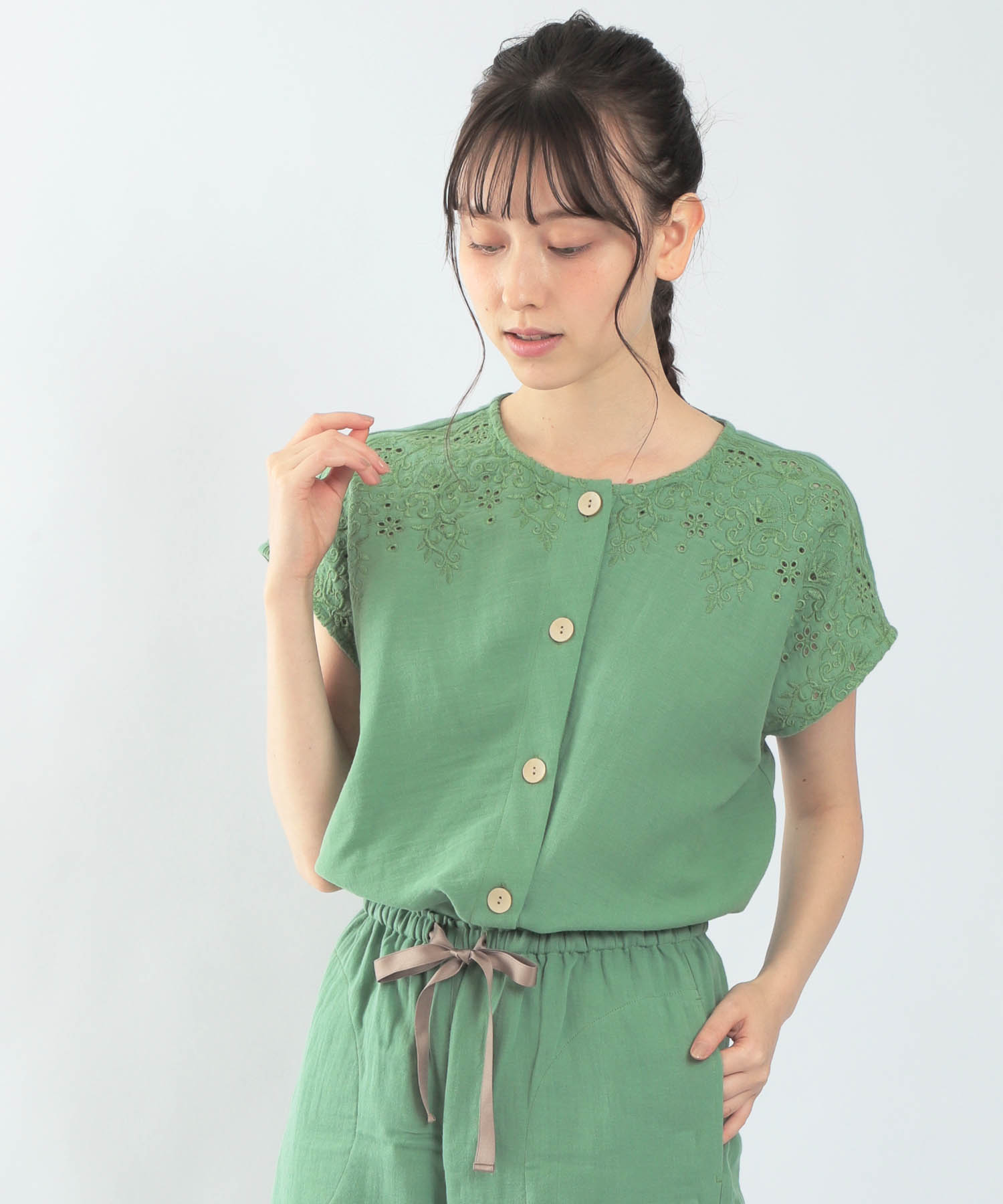 ダブルガーゼ刺繍セットアップ_パジャマ&ルームウェア-セットアップ_グリーン_3