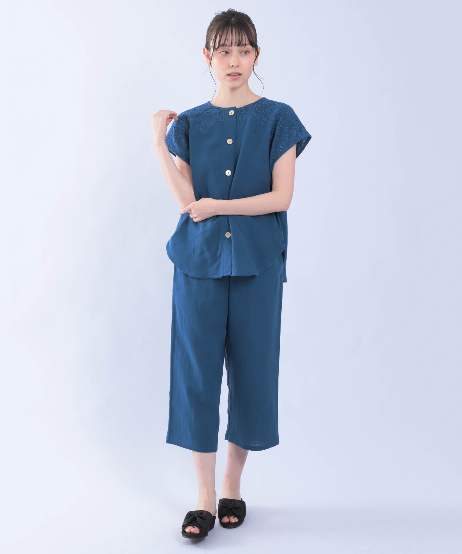 ダブルガーゼ刺繍セットアップ_パジャマ&ルームウェア-セットアップ_ネイビー_2