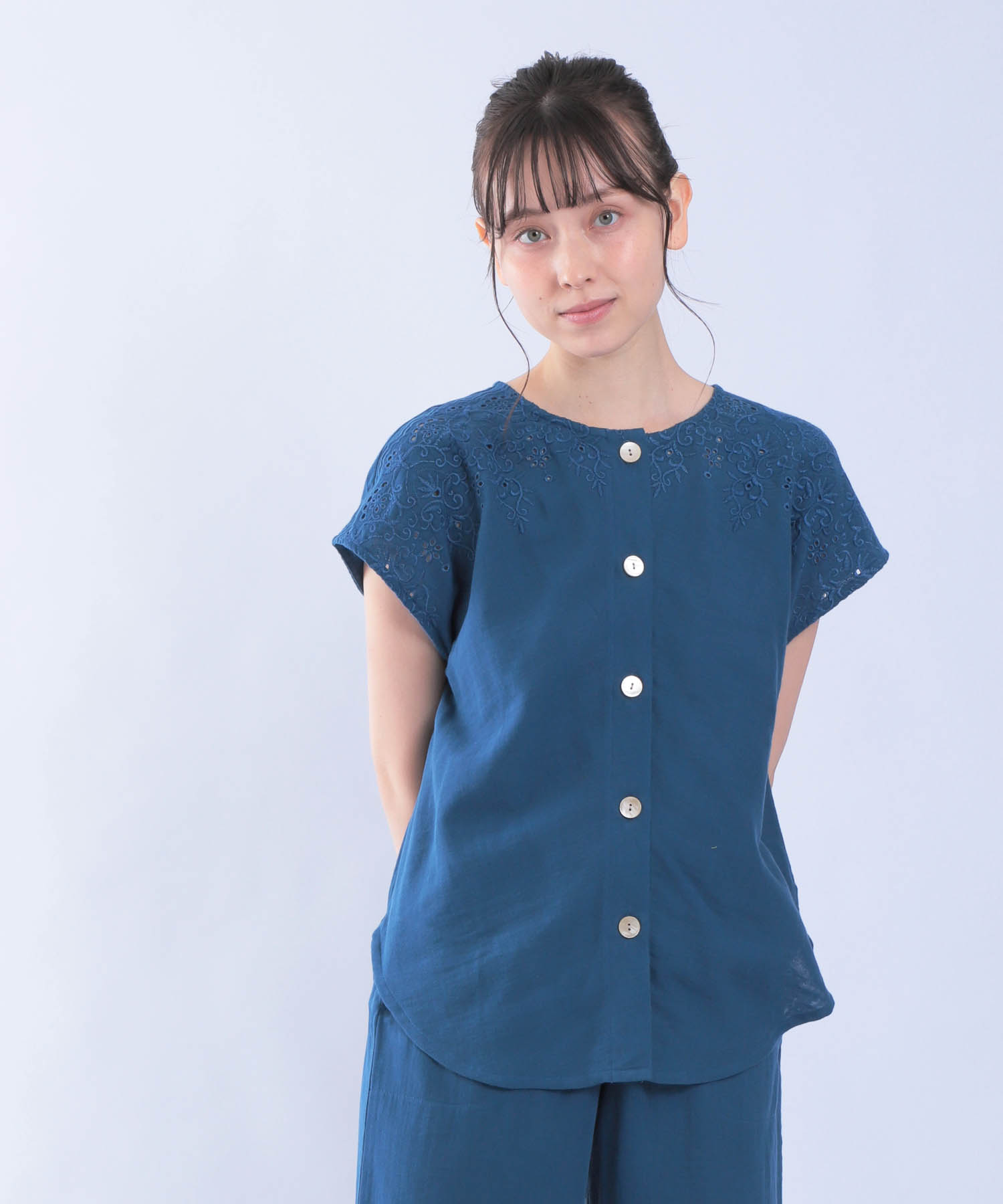 ダブルガーゼ刺繍セットアップ_パジャマ&ルームウェア-セットアップ_ネイビー_4