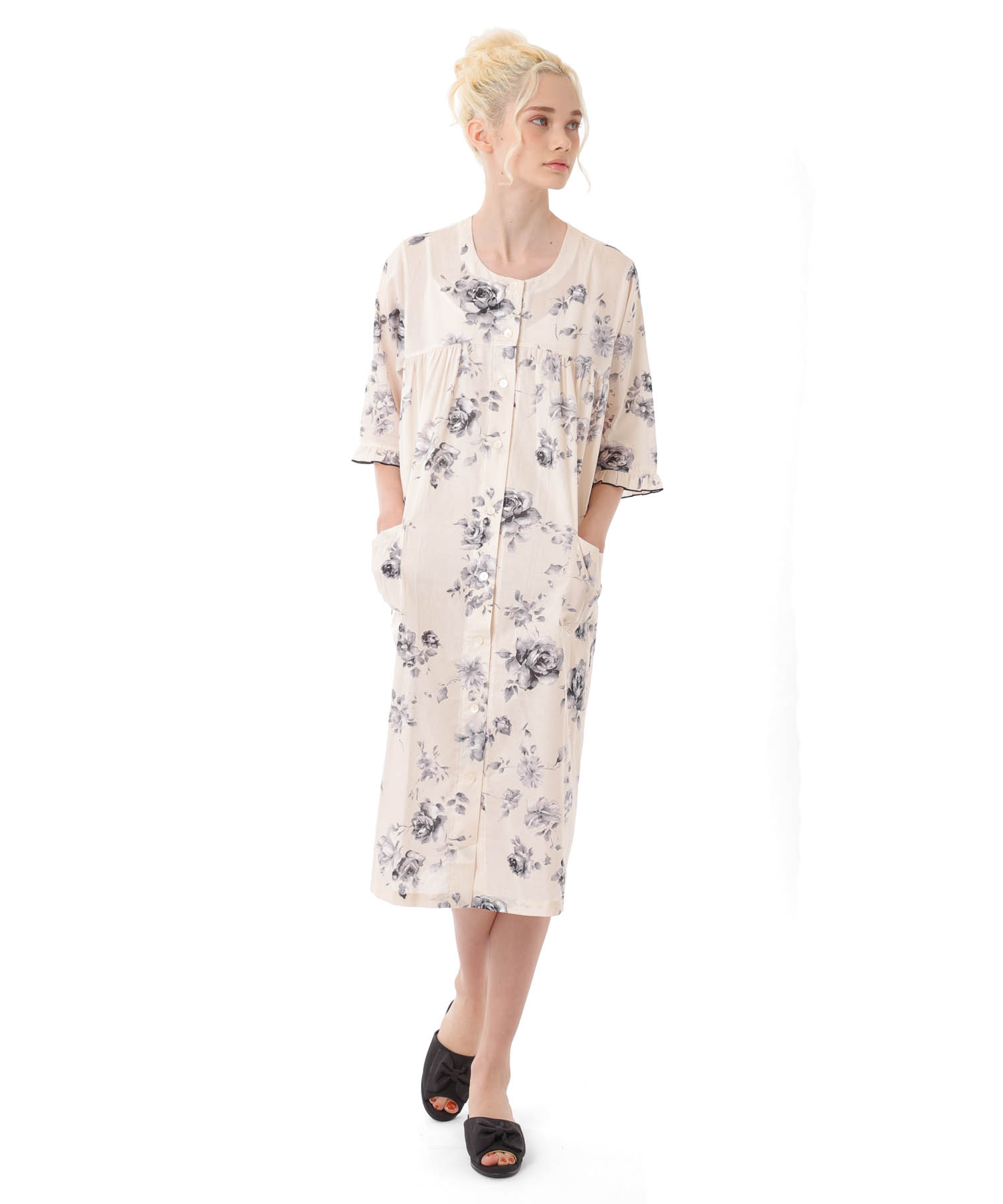 モノトーンローズワンピース_パジャマ&ルームウェア-ワンピース・ネグリジェ_ベージュ_1