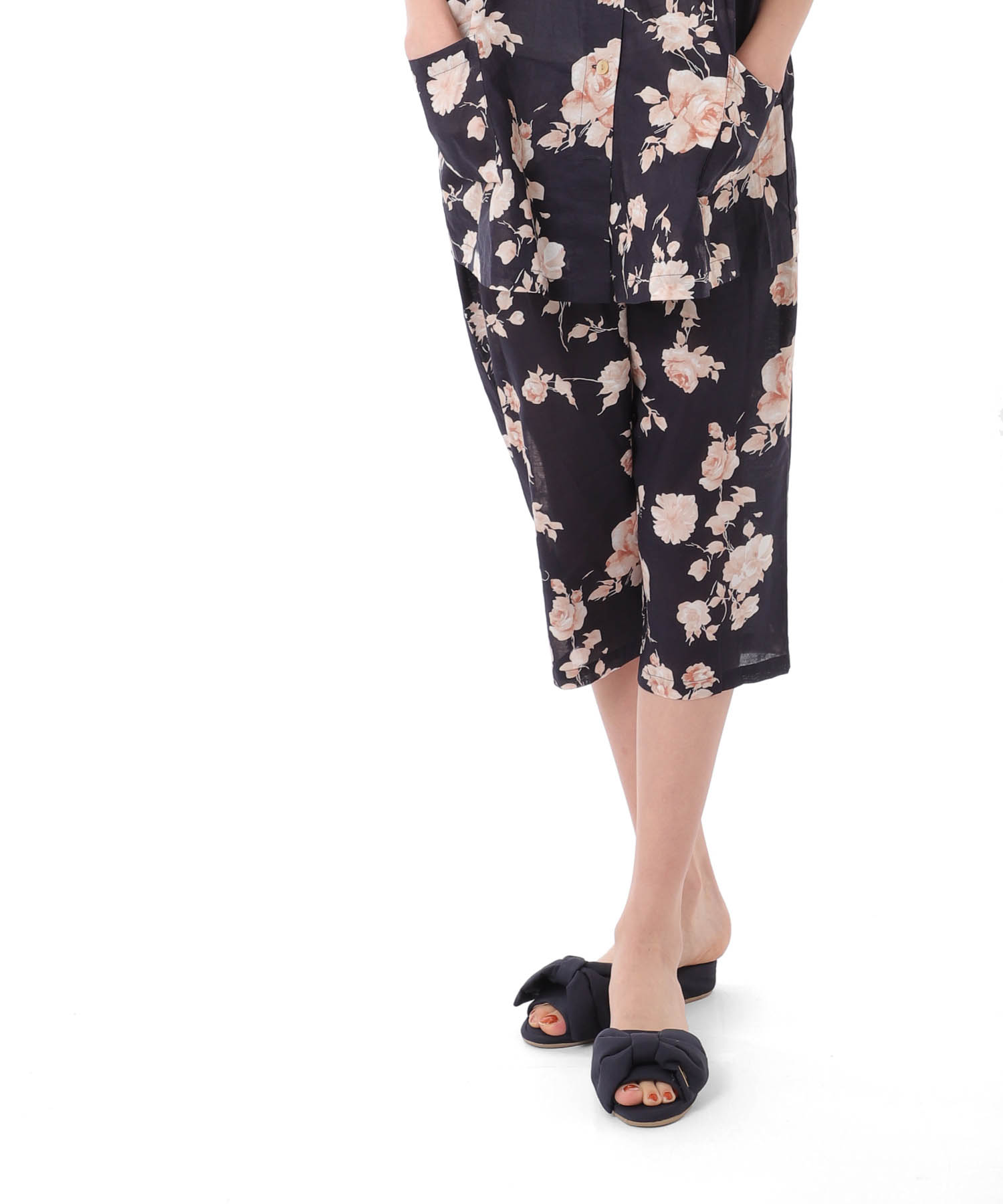 モノトーンローズセットアップ_パジャマ&ルームウェア-セットアップ_ネイビー_5