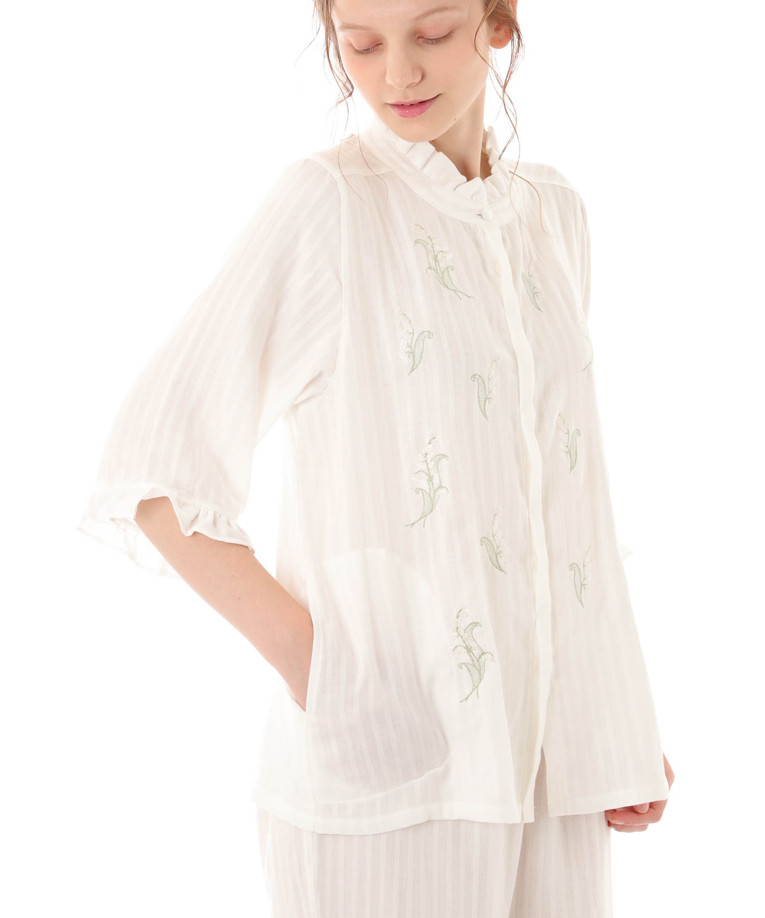 ダブルガーゼスズラン刺繍フリル_パジャマ&ルームウェア-セットアップ_ホワイト_0