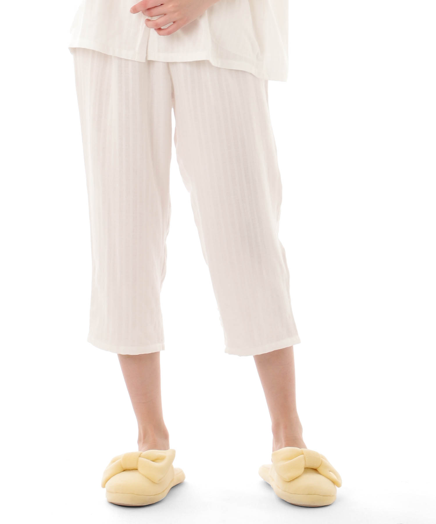 ダブルガーゼスズラン刺繍フリル_パジャマ&ルームウェア-セットアップ_ホワイト_5