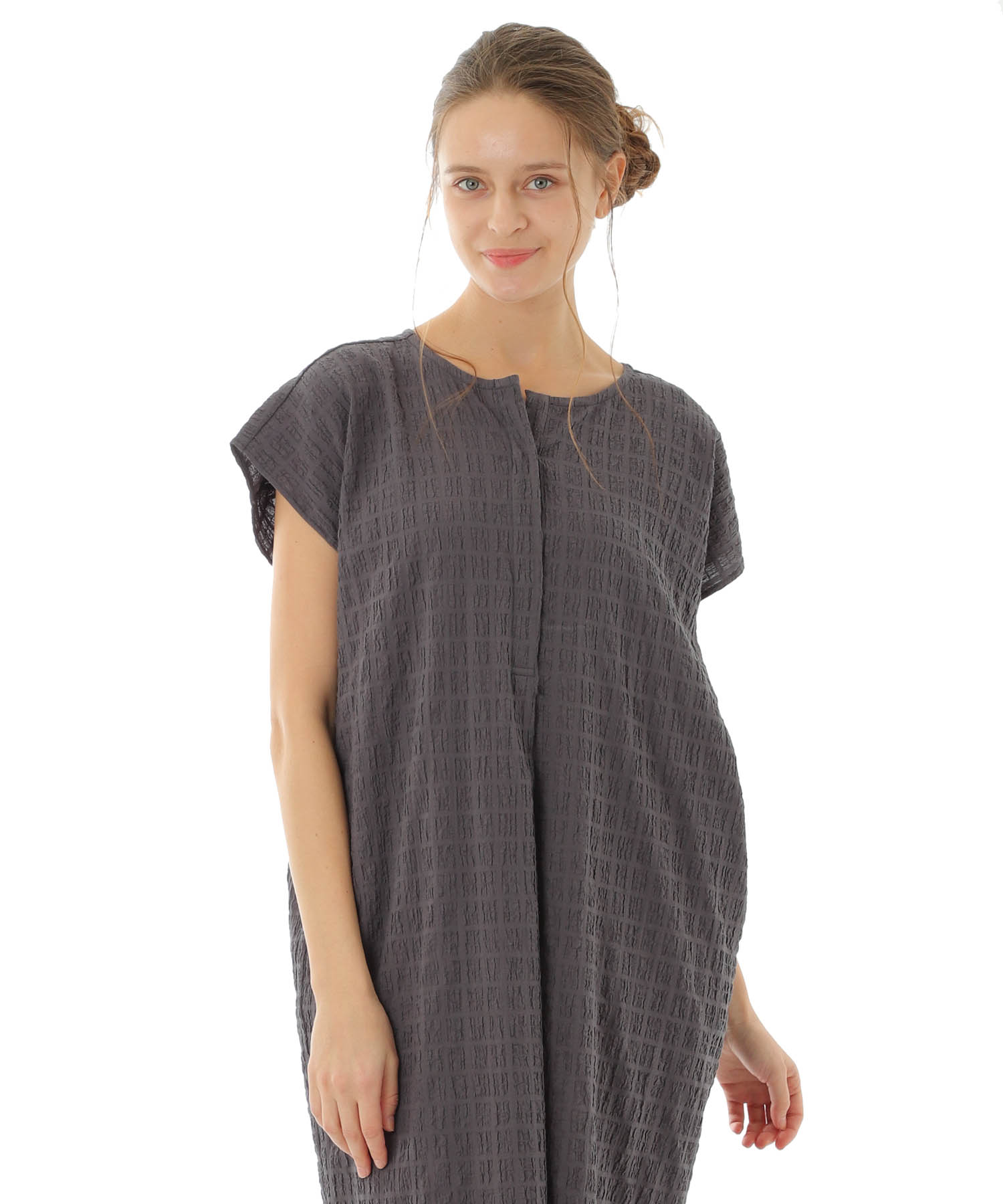 変わり織りシャーリングワンピース_パジャマ&ルームウェア-ワンピース・ネグリジェ_グレー_2