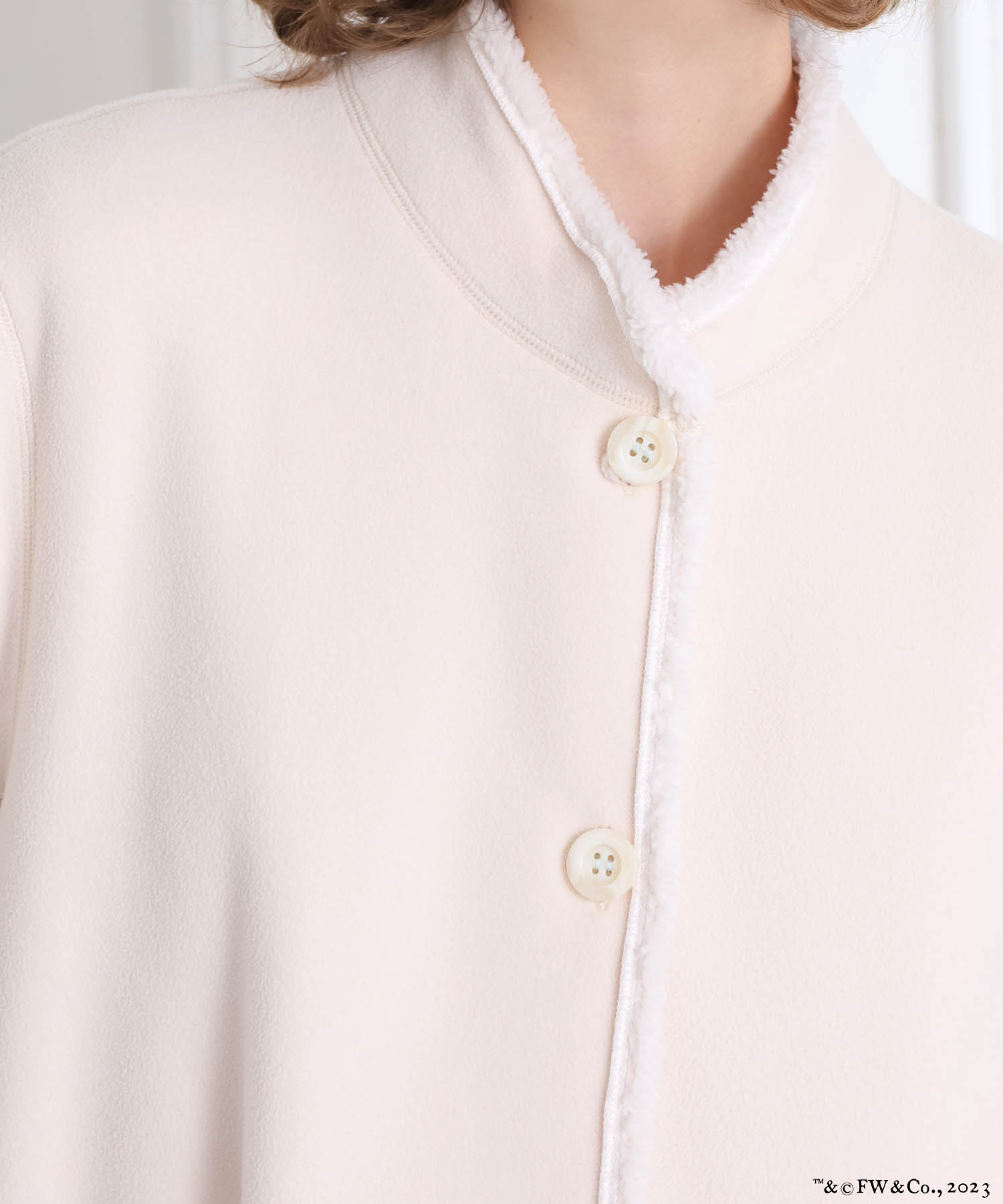 ピーターラビット™フリースボアガウン_パジャマ&ルームウェア-トップス-カーディガン・ガウン_アイボリー_4