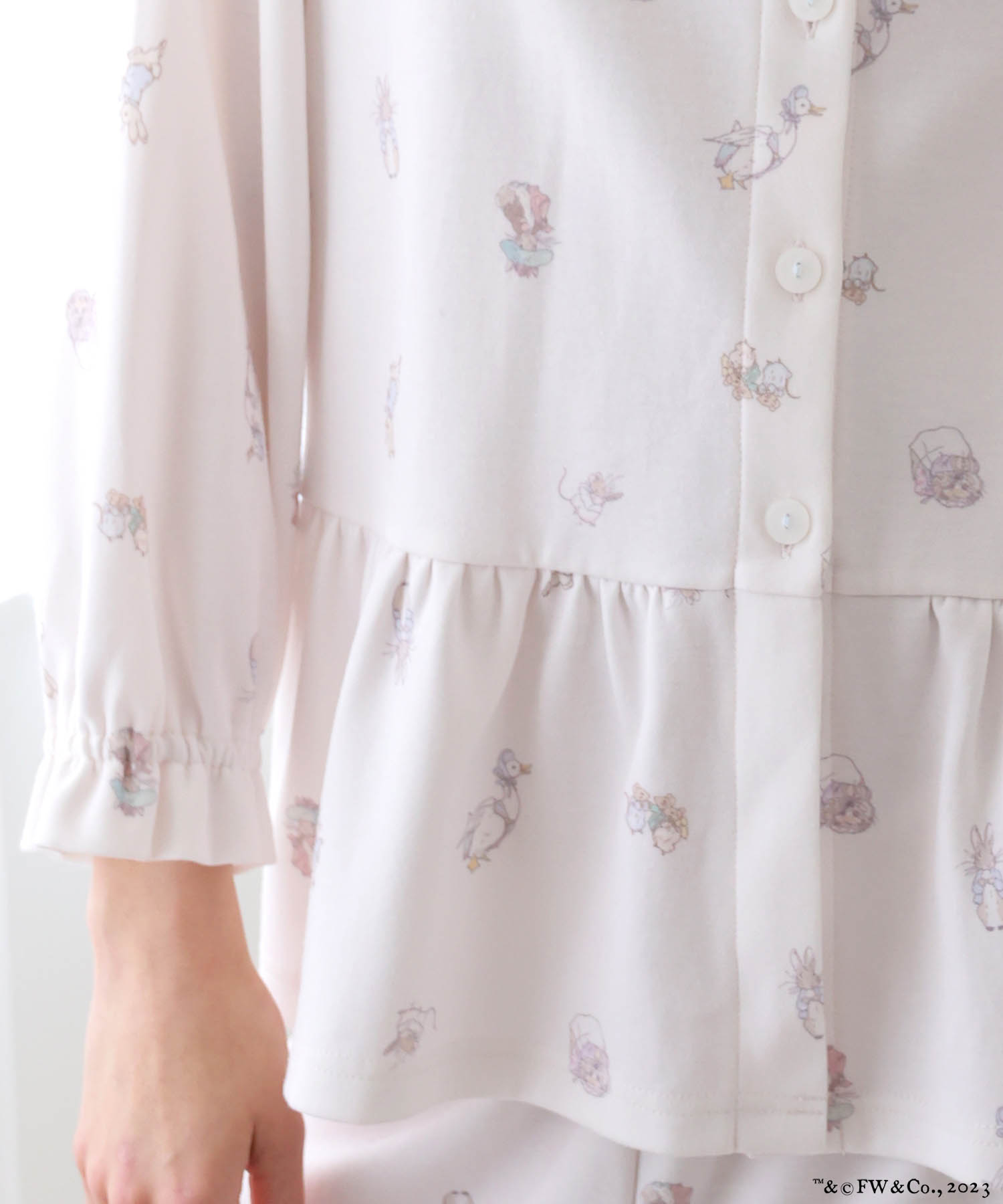 ピーターラビット™エアーニットペプラムパジャマ_パジャマ&ルームウェア-セットアップ_ホワイト_6