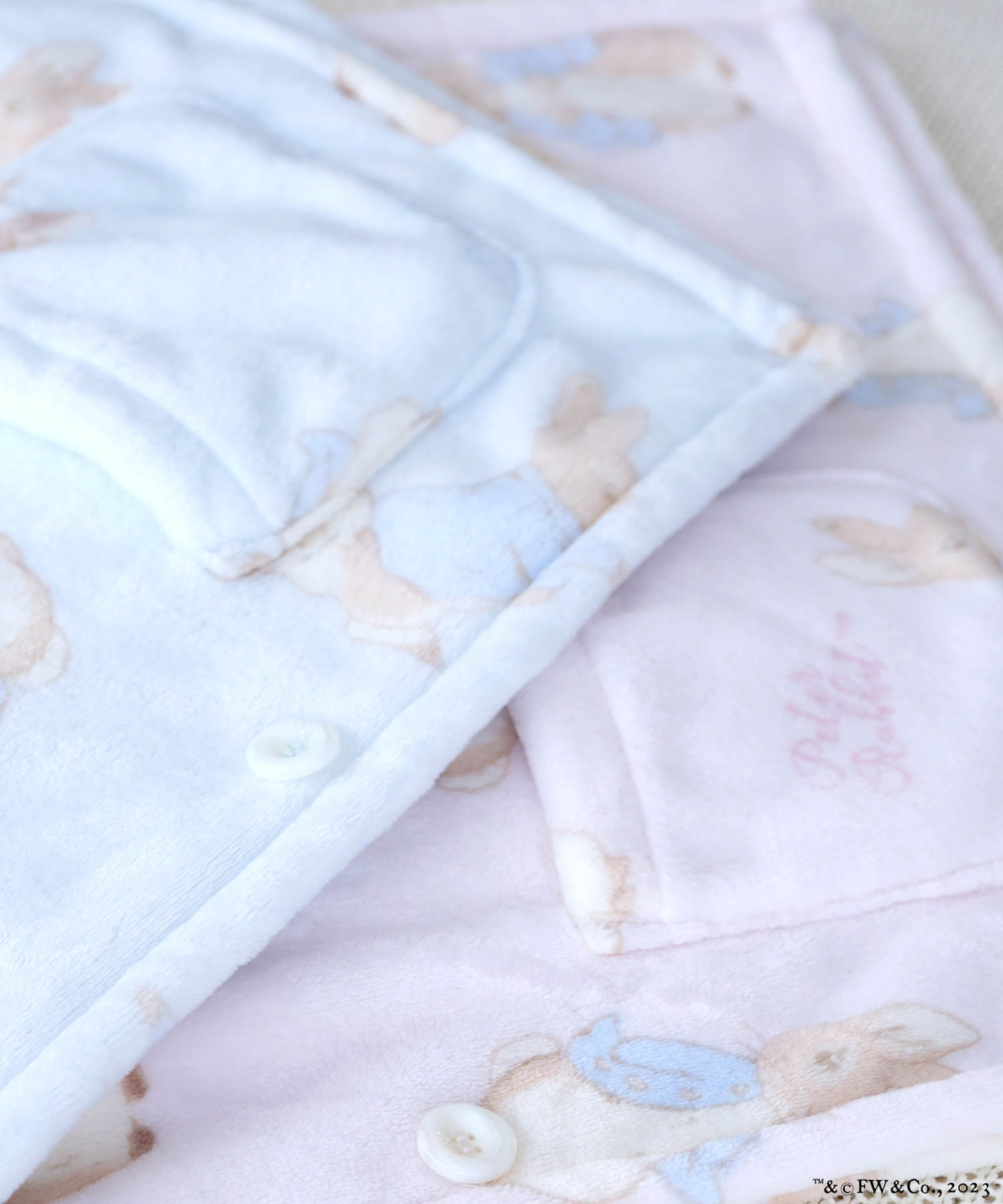 ピーターラビット™シャイニースノーブランケット_グッズ-その他_ピンク_5