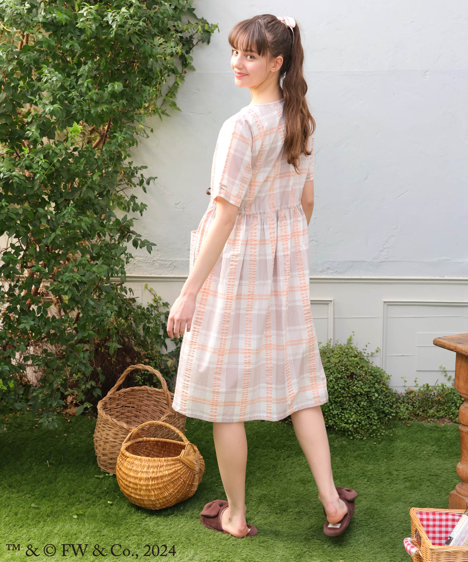 ピーターラビット™変わり織り先染めチェックワンピース_パジャマ&ルームウェア-ワンピース・ネグリジェ_オレンジ_5