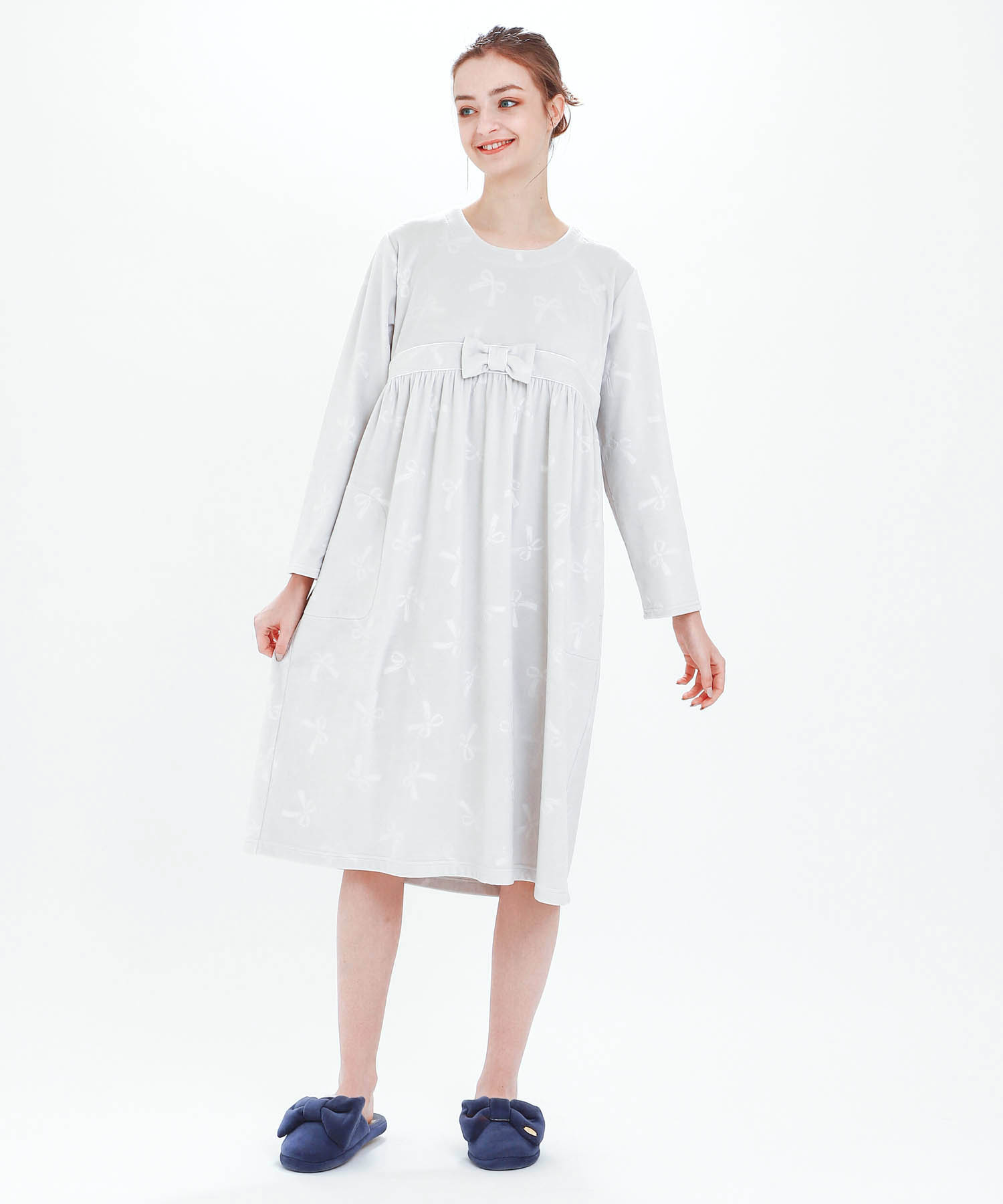 スノースムージーリボンエンボスワンピース_パジャマ&ルームウェア-ワンピース・ネグリジェ_グレー_1