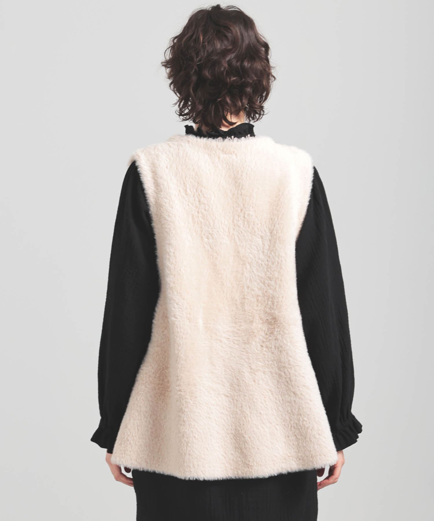 フェザーヤーンベスト_パジャマ&ルームウェア-トップス-カーディガン・ガウン_ベージュ_5