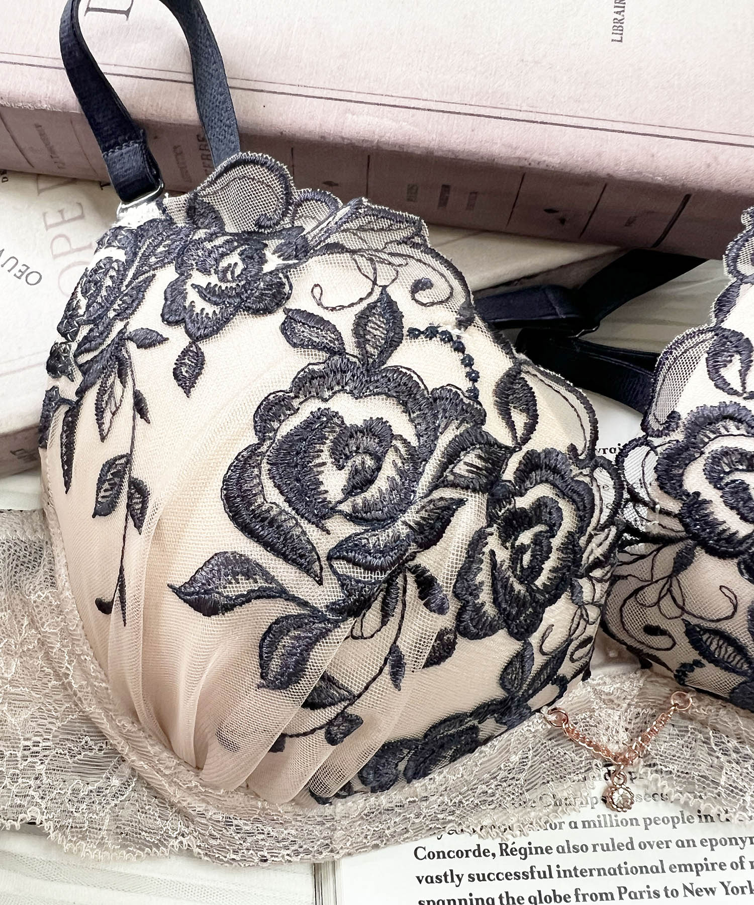 ローズDcup-Ecup_ランジェリー・下着-ブラジャー-モールドカップブラ(Lワイヤー)_ベージュ_10