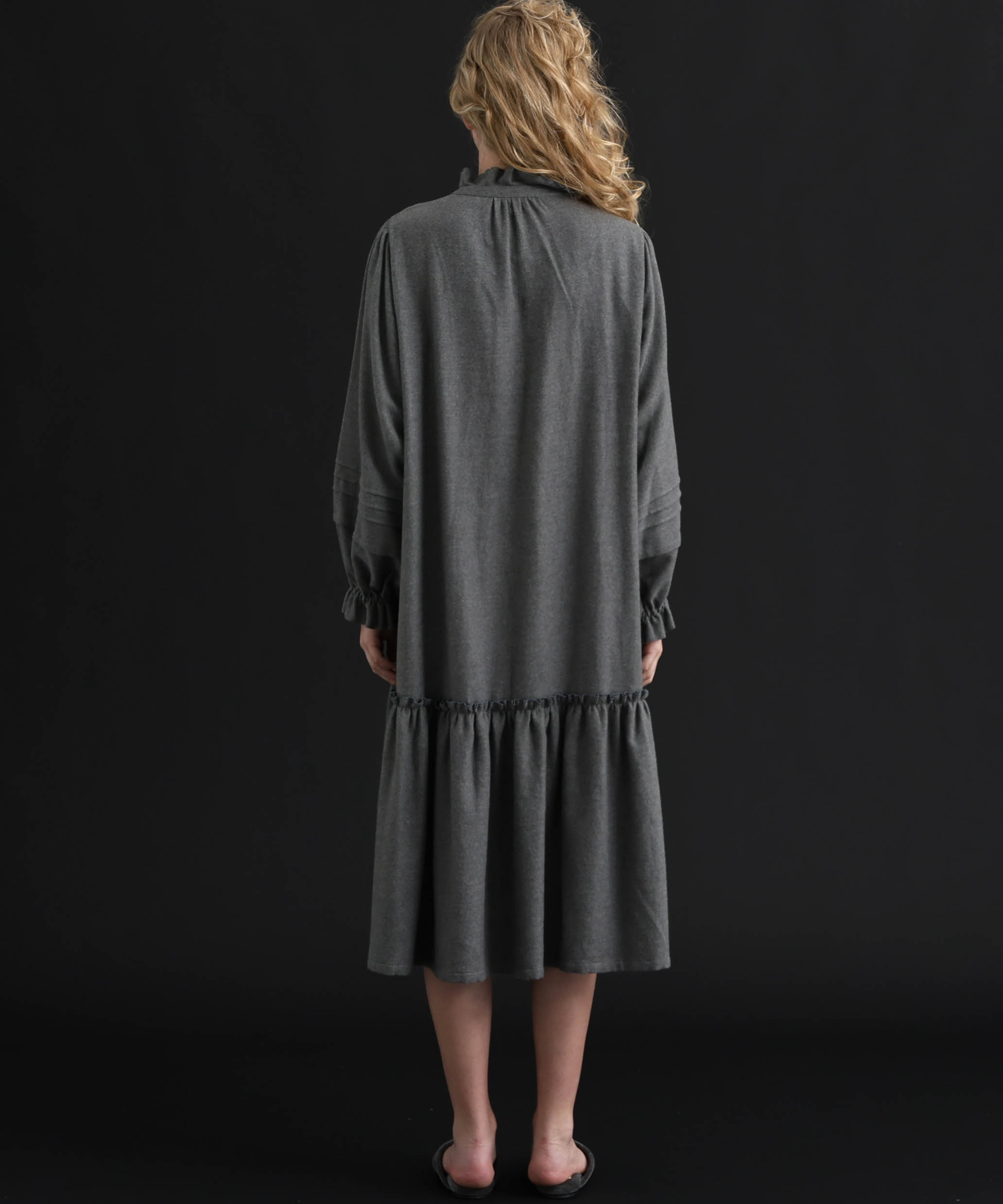 コットンフランネルシュクレフリルドレス_パジャマ&ルームウェア-ワンピース・ネグリジェ_チャコールグレー_6
