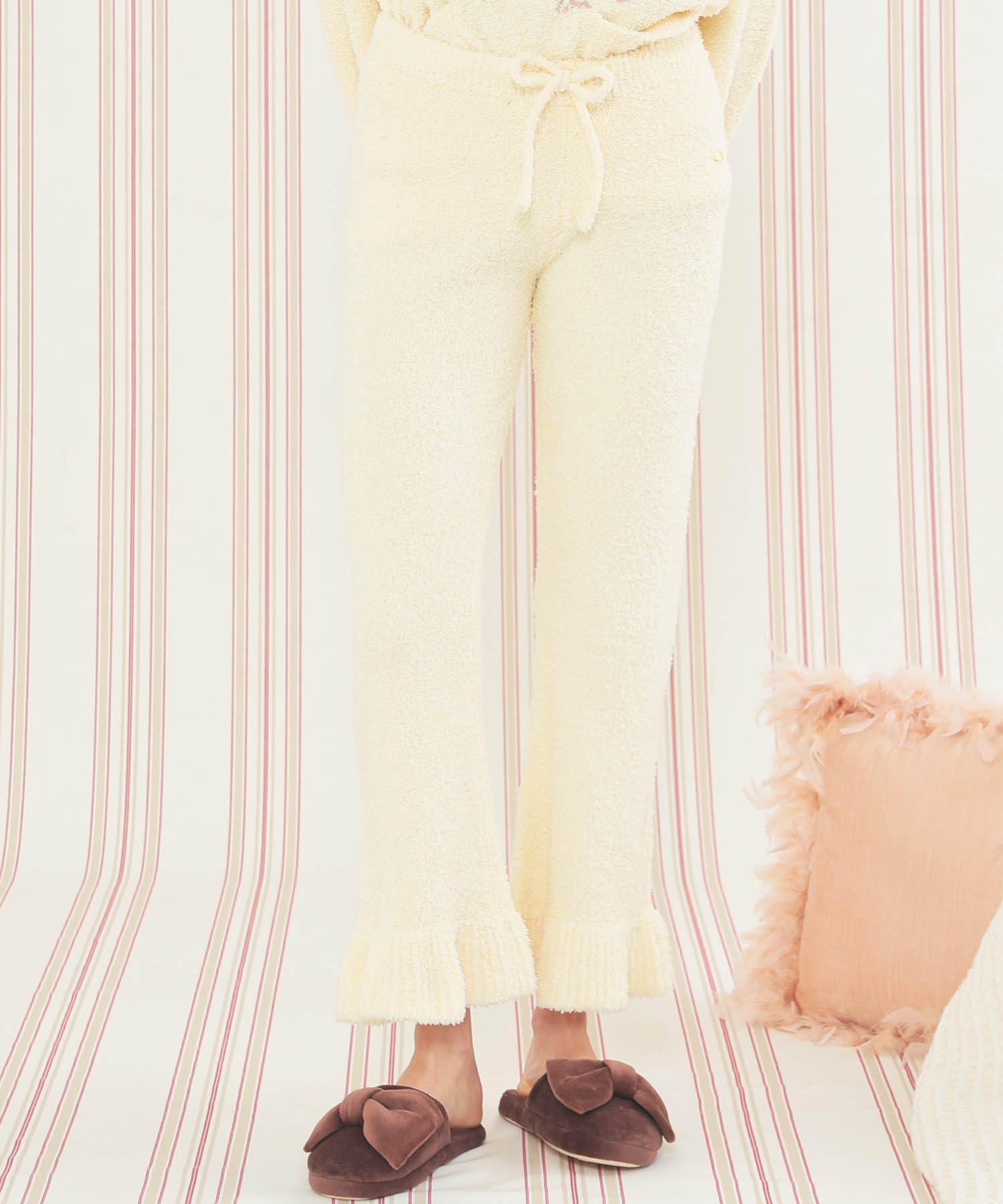 モールニットフレアパンツ_パジャマ&ルームウェア-ボトムス_クリーム_1