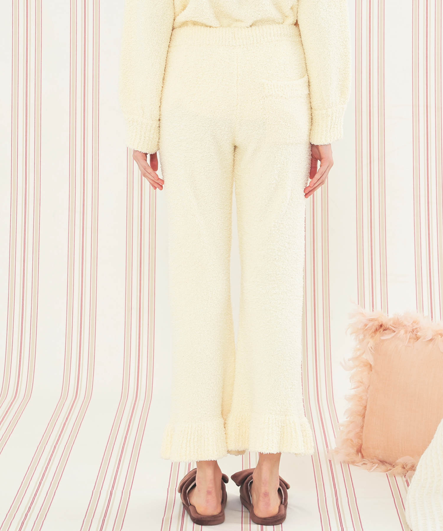 モールニットフレアパンツ_パジャマ&ルームウェア-ボトムス_クリーム_5