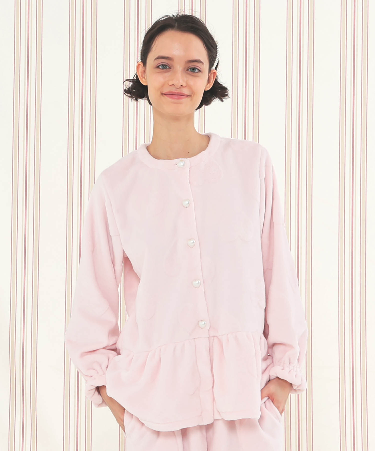 シャイニースノーエンボスハートペプラムパジャマ_パジャマ&ルームウェア-セットアップ_ピンク_2