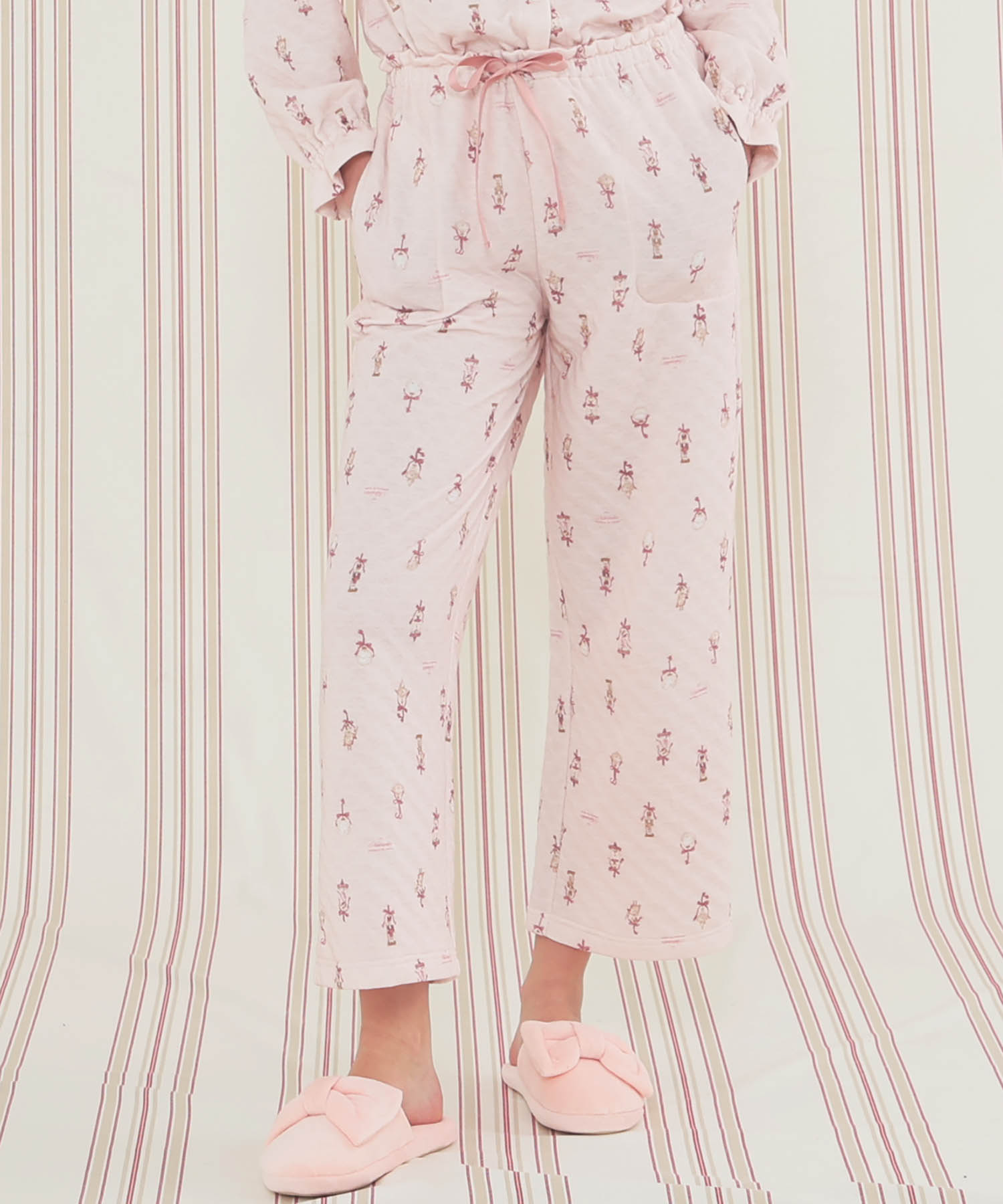 裏綿接結(綿入り)くるみ割り人形フリルパジャマ_パジャマ&ルームウェア-セットアップ_ピンク_5