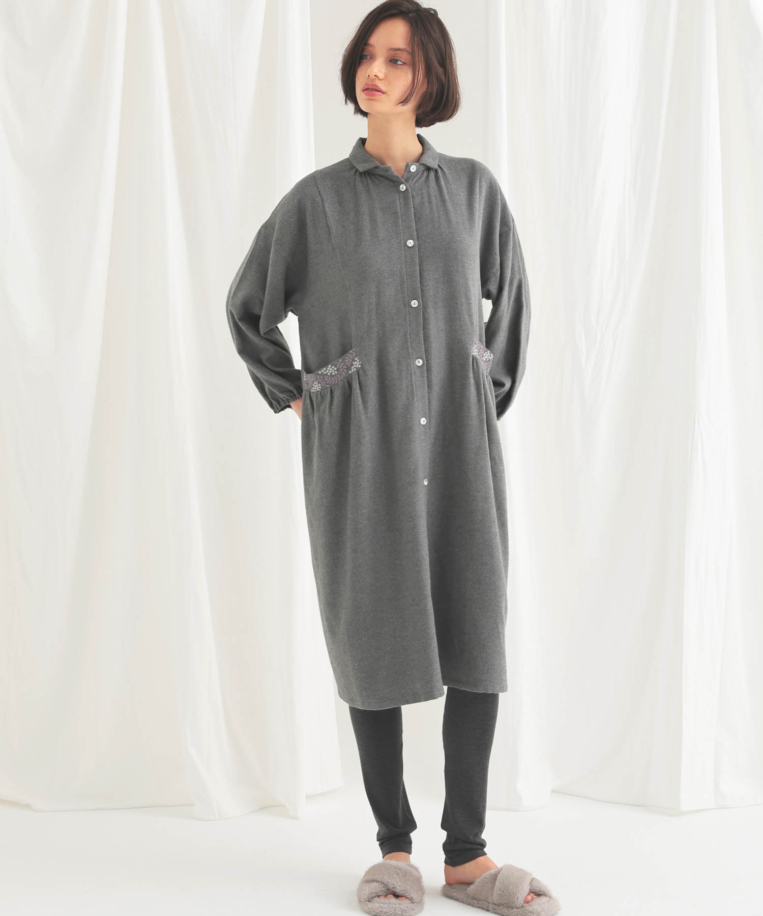 ソフトウォームレギンス12分丈_パジャマ&ルームウェア-ボトムス_チャコールグレー_5