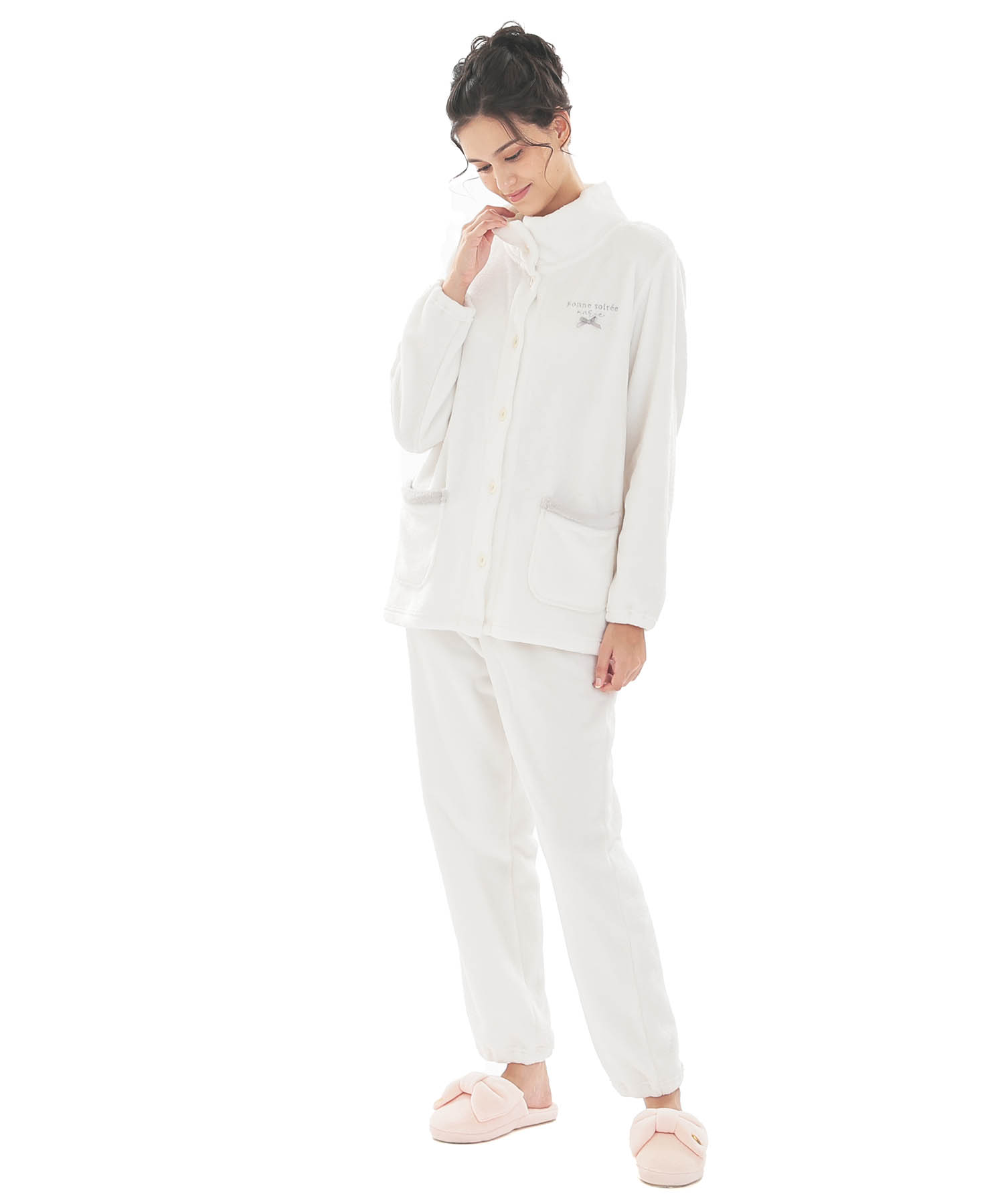 スノーパウダームジスタンドカラーパジャマ_パジャマ&ルームウェア-セットアップ_ホワイト_2