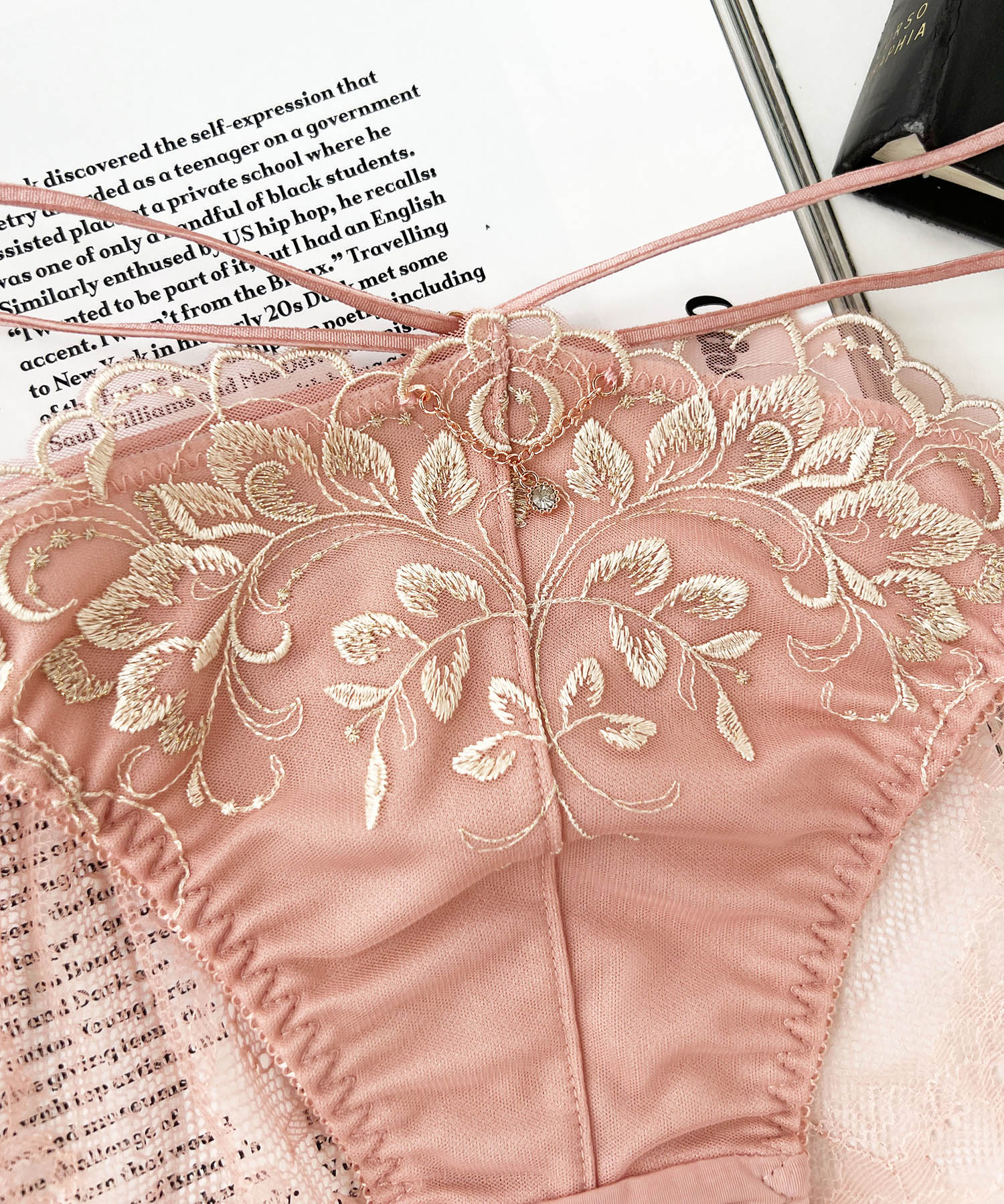 レジーナバックレース_ランジェリー・下着-ショーツ-バックレースショーツ_ピンク_4