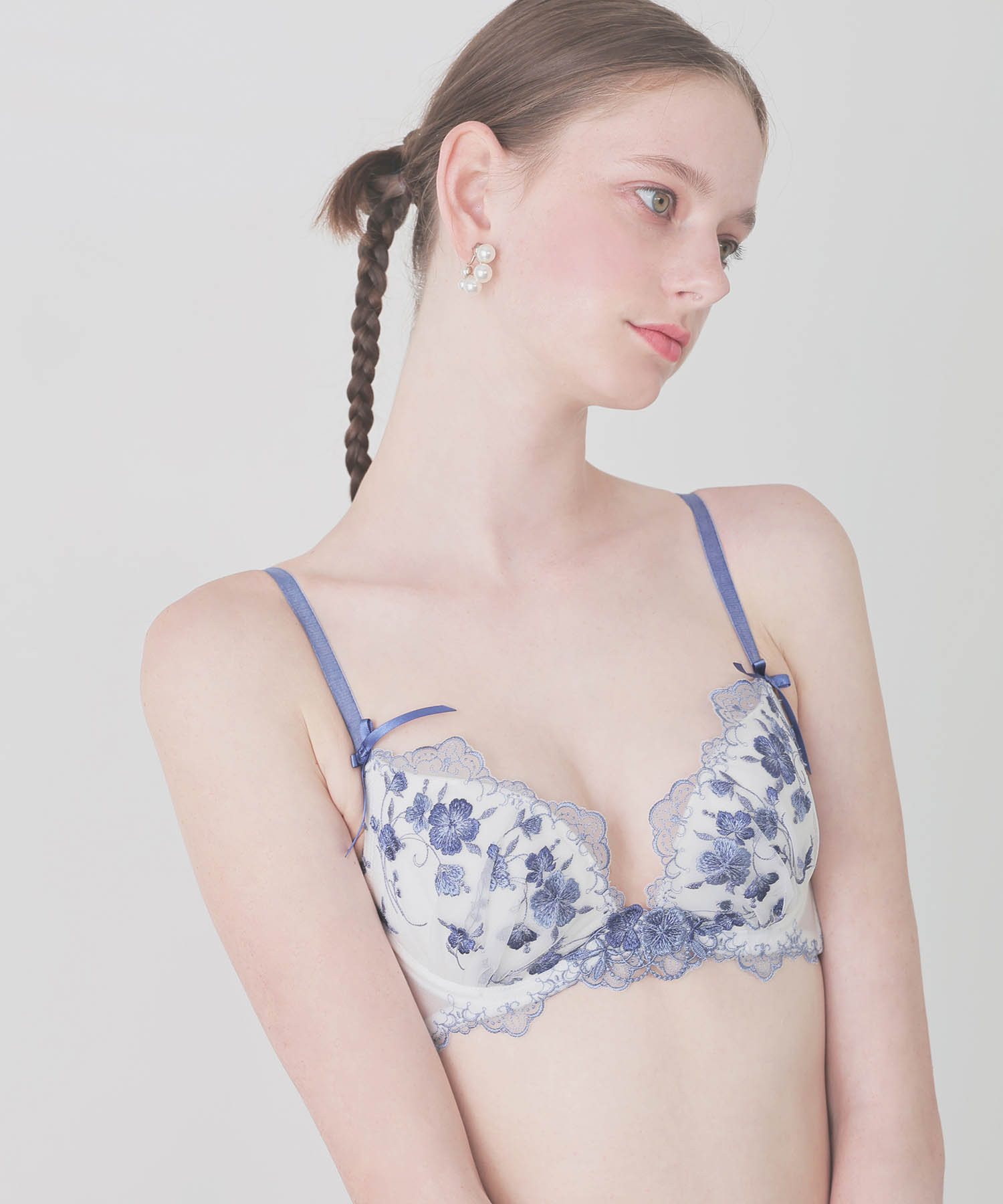 ナディアBcup-Ccup_ランジェリー・下着-ブラジャー-モールドカップブラ(Lワイヤー)_ブルー_0