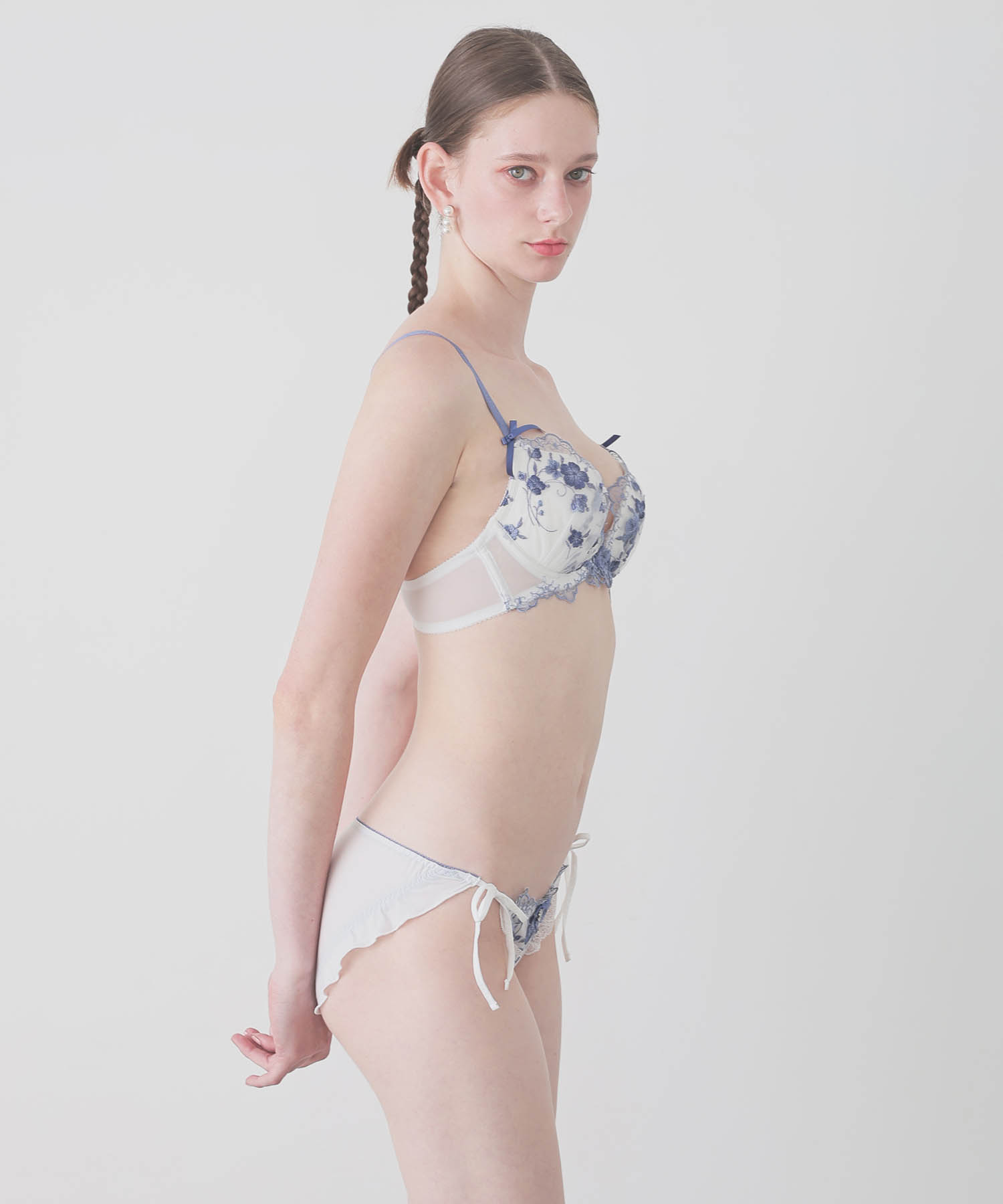 ナディアDcup-Ecup_ランジェリー・下着-ブラジャー-モールドカップブラ(Lワイヤー)_ブルー_2