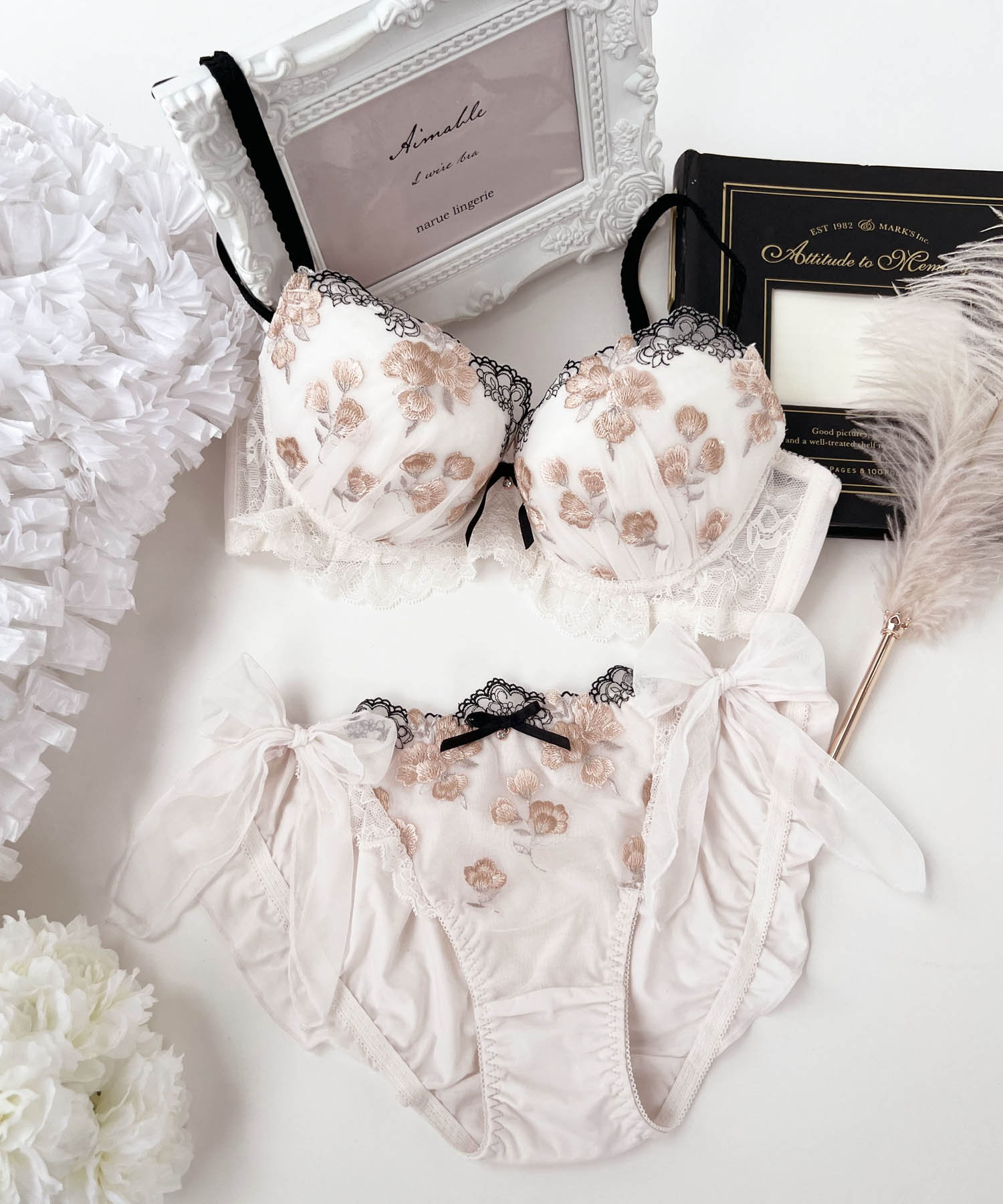 リリアンBcup-Ccup_ランジェリー・下着-ブラジャー-バストアップブラ(Nベーシック)_ベージュ_0